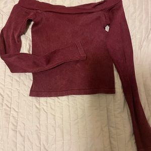 Cropped off the shoulder seamless top